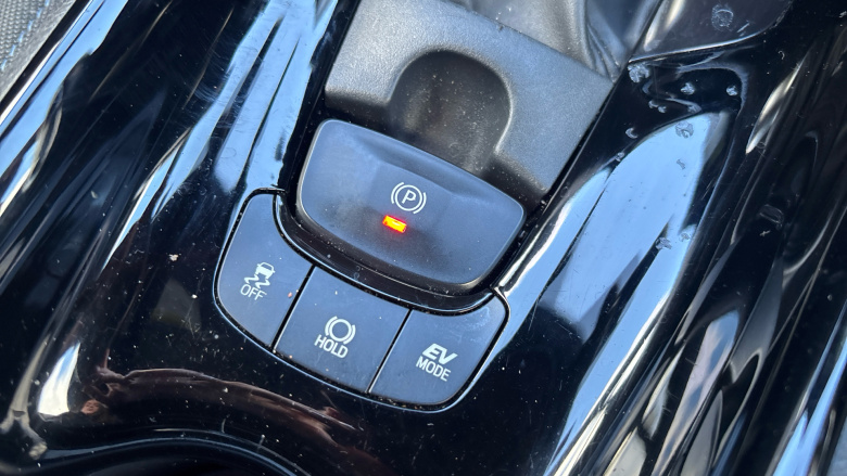 Toyota C-HR 1.8 Hybrid Design 5dr CVT Hybrid Hatchback